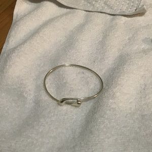 Tiffany and co vintage Elsa Peretti Elongated Teardrop Bangle